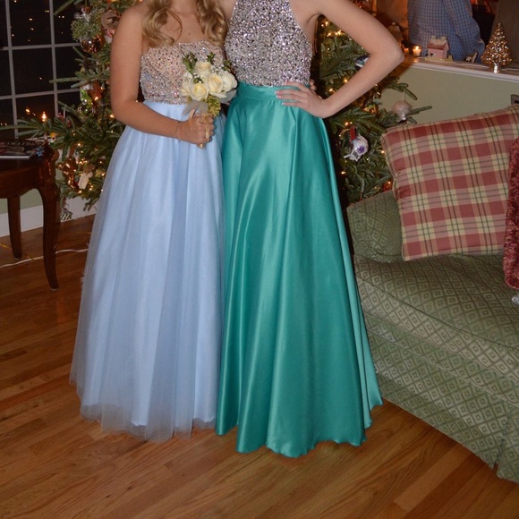 Light blue Blush size 0 prom dress! - Picture 2 of 4